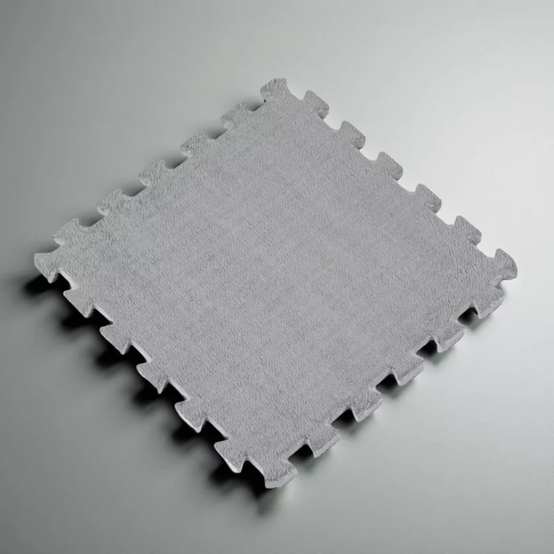 Килимок-пазл плюшевий 30×30 см «Світло-сірий»